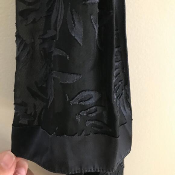 Vintage Black Leaf Large Scarf, Vintage Wrap, Extra Long Rectangular Scarf - Picture 3 of 7